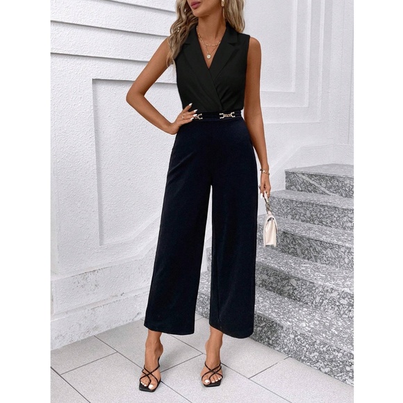 Black Bodysuit V-Neck Overlapping Collar Sleeveless - Picture 5 of 9